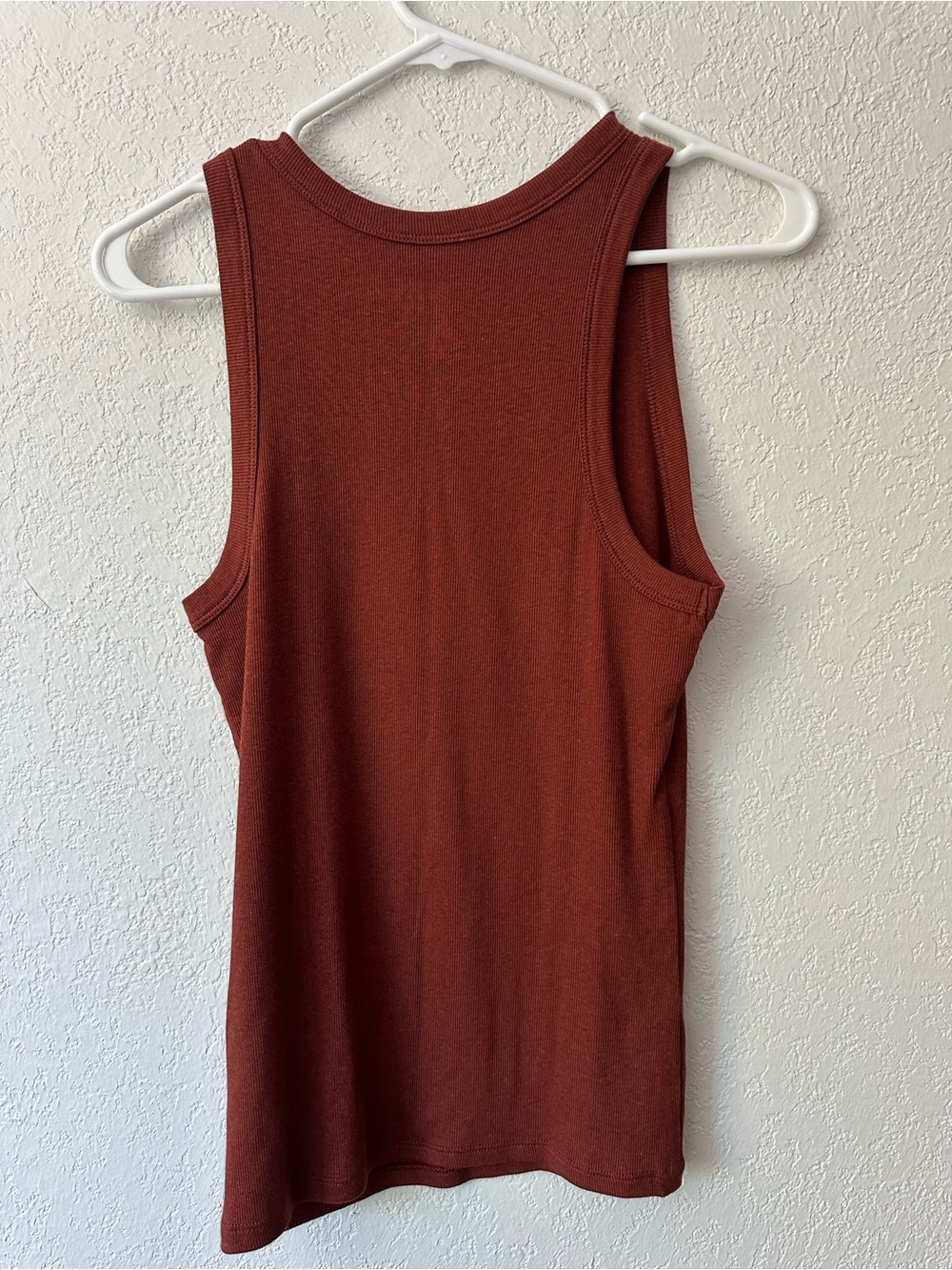 Bundle!!!!! 7 Sleeveless Ribbed Tanks - Picture 2 of 14